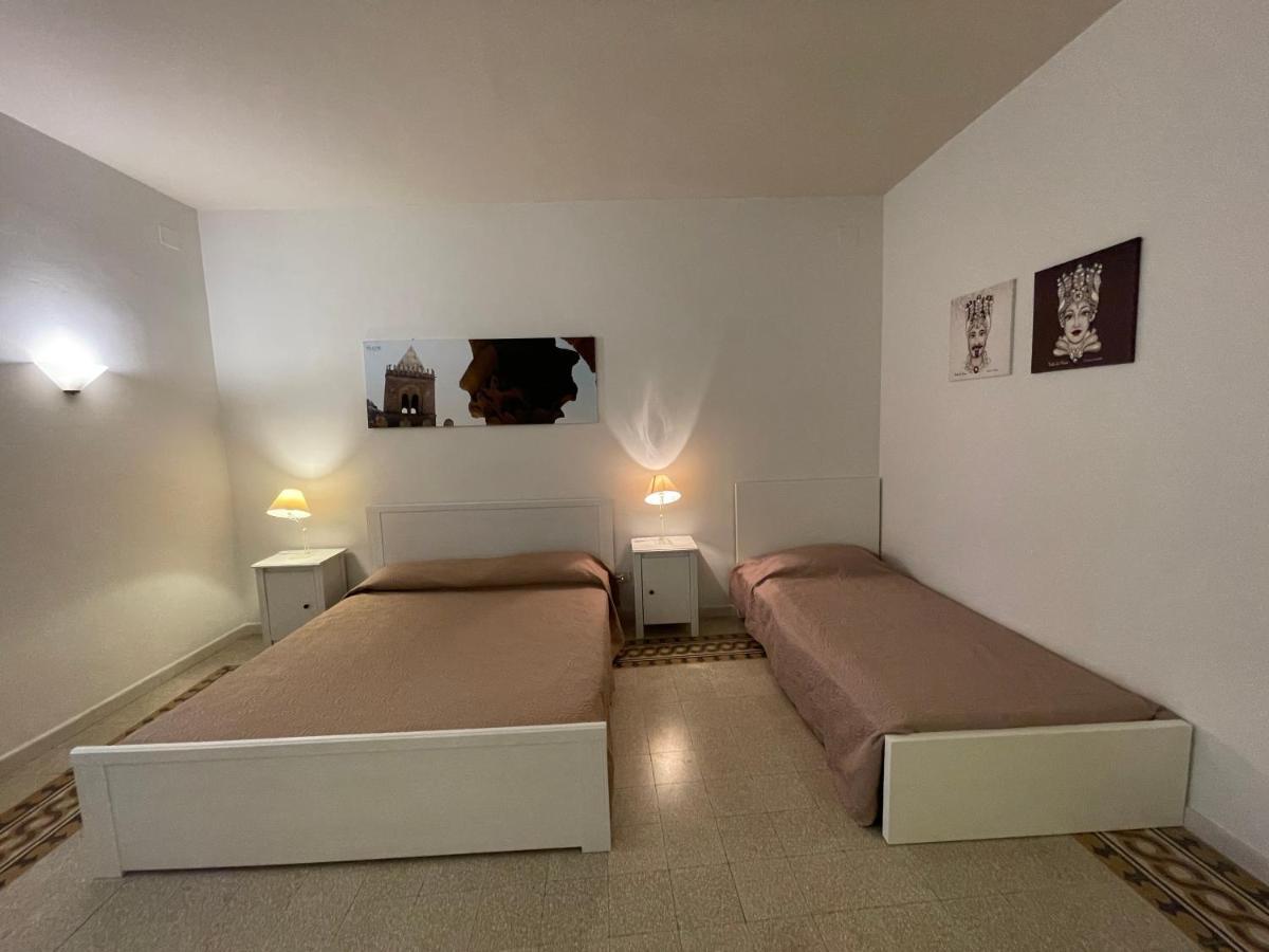 Apartamento Il Balcone Al Molo Cefalú Exterior foto