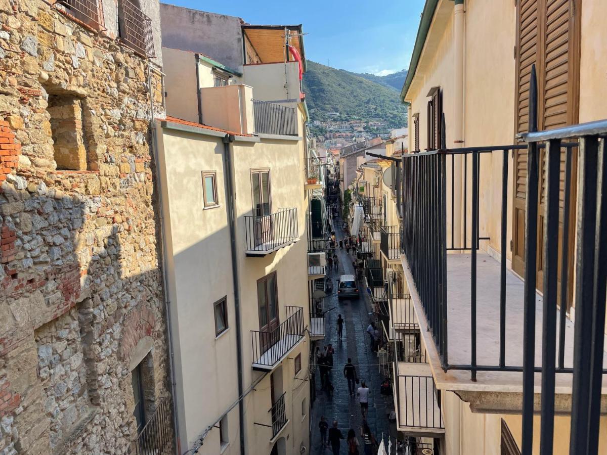 Apartamento Il Balcone Al Molo Cefalú Exterior foto