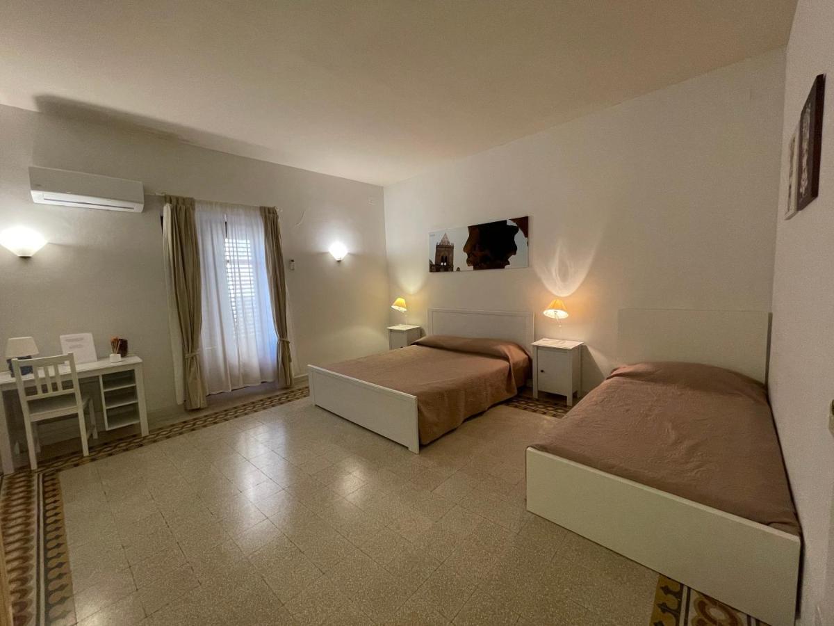 Apartamento Il Balcone Al Molo Cefalú Exterior foto